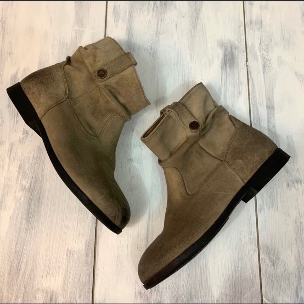 birkenstock • taupe waxed suede ‘sarnia’ boots 37